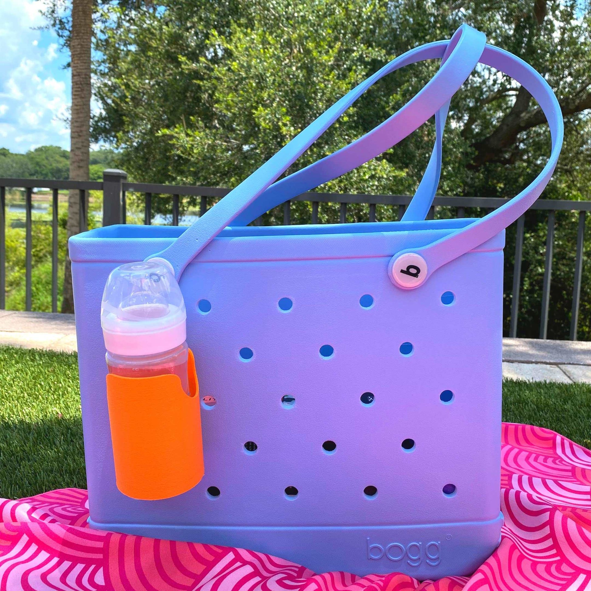 FRESHe BAGLETS - Can Drink & Water Bottle Holder Charm Accessory Compatible with Bogg Bags - Keep Bottles or Drink Cans Handy with your Tote Bag - Fits Inside or Outside of the Bag – Made in USA