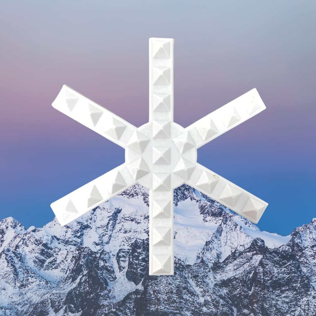 FRESHe Snowboard Stomp Pad - Low Profile Spike Pattern - Specialized Stomp Pad Designed for Better Grip & Adhesion to Snowboards - Black