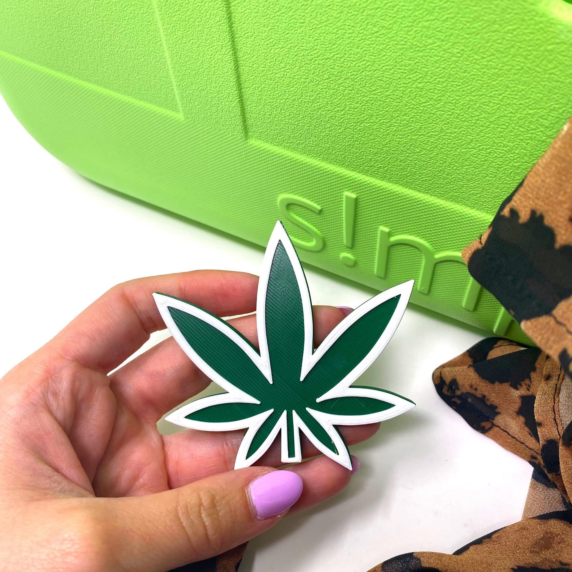 FRESHe Leaf Charms - Decorative Tote Bag Charms - Prefect for your Tote Bag - Made in USA