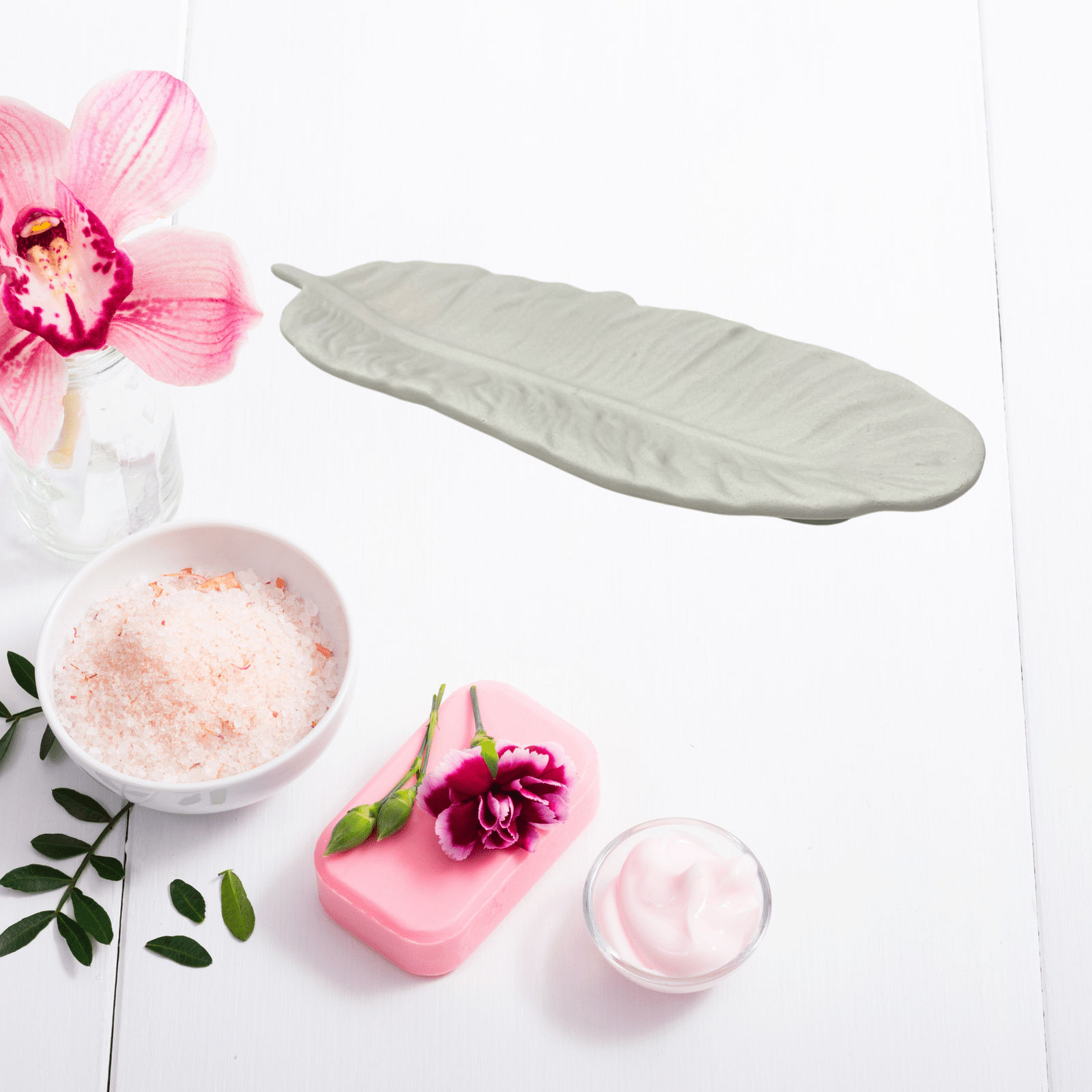 Jesmonite Feather Tray Organizer Decor - 9" x 3" - Stylishly Organize Dressers, Coffee Tables, End Tables, Bathrooms & More